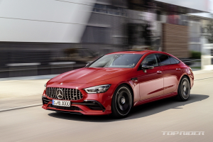 벤츠 AMG GT 4도어, 6기통 적용해 가격 낮춰