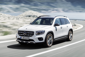 벤츠 GLB 공개, 3열 7인승 지원하는 소형 SUV