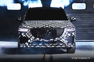 제네시스 GV70 국내 인증, 경쟁차와 무게 차이는?