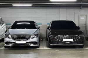 제네시스 G90 풀체인지 벤츠 S클래스 동시 포착, 실물은 이런 모습