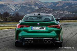 BMW M4 CS 공개, 550마력 일반도로용 레이스카